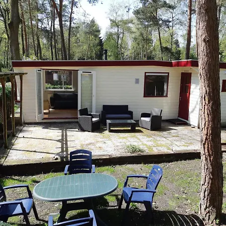 Den * Hoenderloo