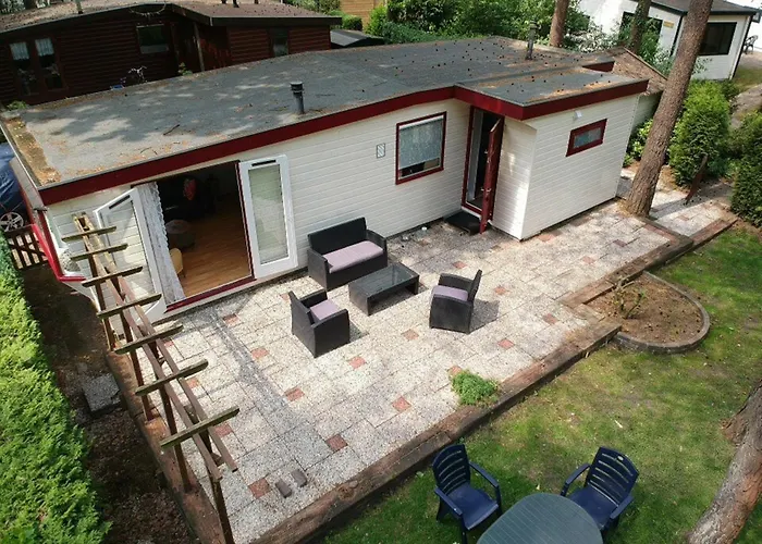 Den Хундерло