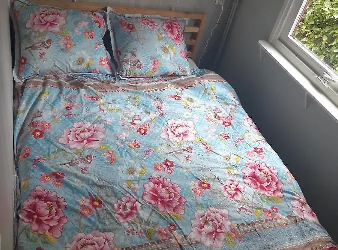 Den Хундерло